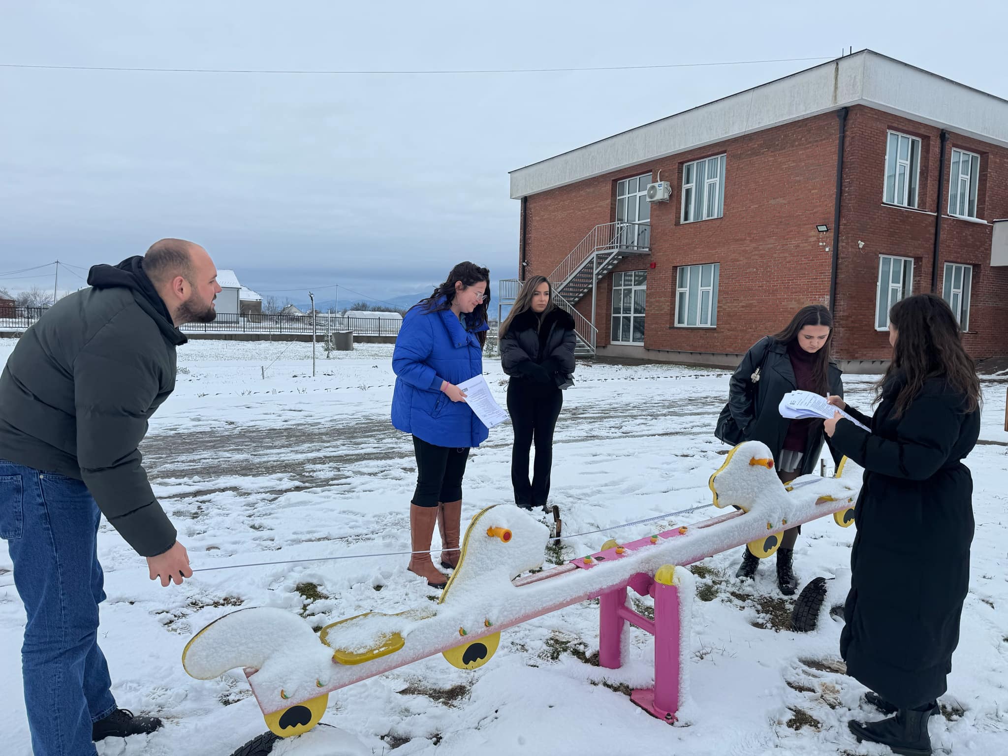 Evaluation of the Parks and Playgrounds Project for Children in Lipjan